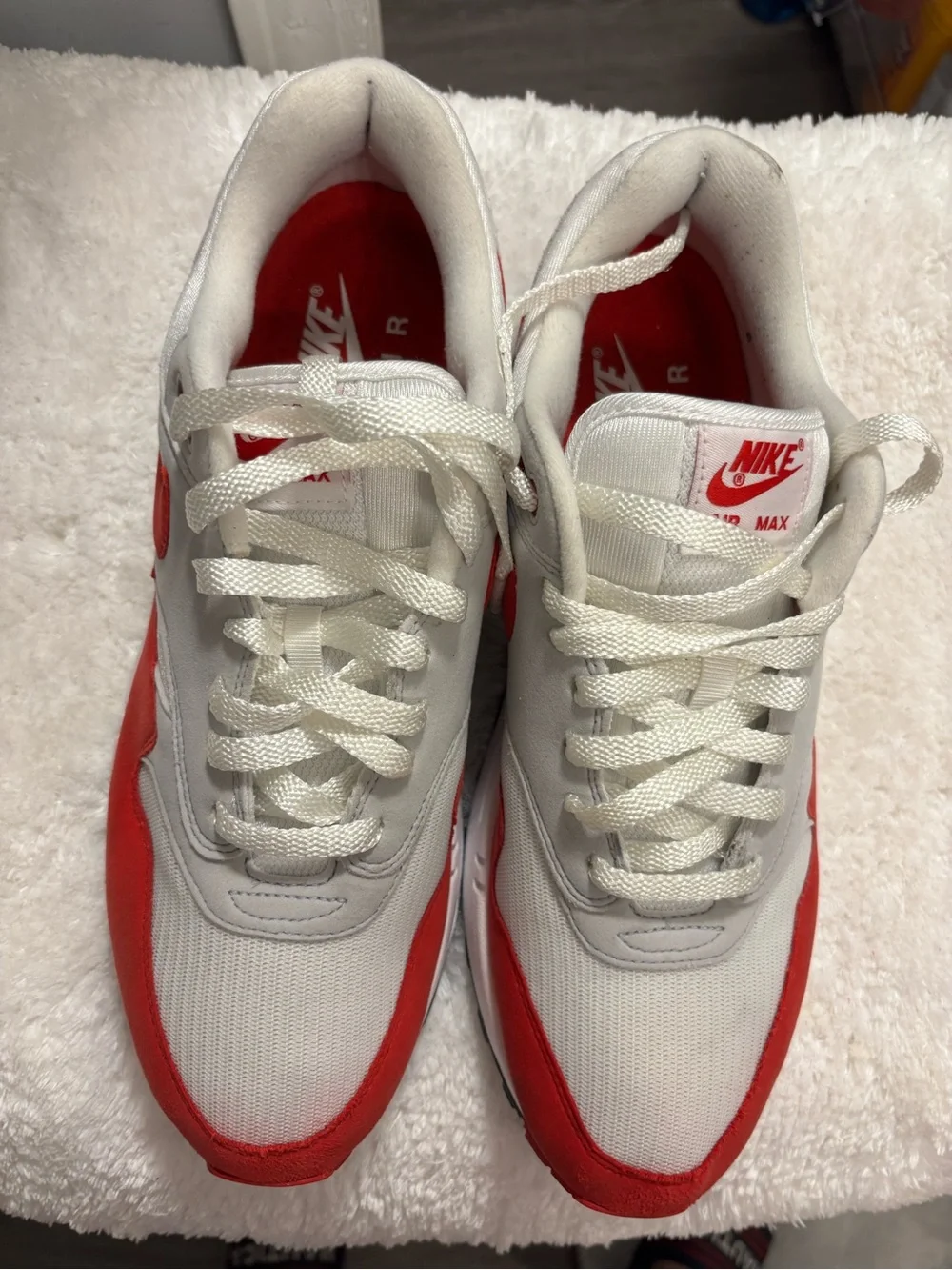 Nike breathable white